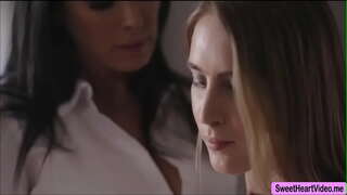 Nhịp Lux cuối cùng cũng có quan hệ tình dục với Reagan lớn tinh ranh ướt