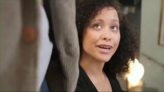 Миа Остин бери ушул с мужчиной өз мамы