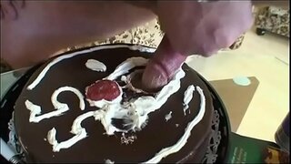 Zreo čovjek želi da se jebe tinejdžerku Vol. 17