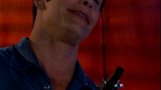 Metro - Mamcitas 01 - olygfa 2