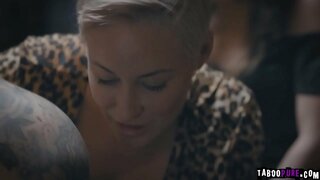 Gina gjøre akkurat hva Reagan fortalte henne å gjøre